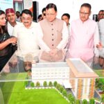 मुख्यमंत्री डांडा नूरीवाला सहस्रधारा रोड, देहरादून में आयोजित कार्यक्रम में प्रतिभाग करते हुए ₹58.32 करोड़ लागत से बनने वाले ग्राम्य विकास भवन का शिलान्यास किया