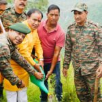 घीड़ी गांव में कैबिनेट मंत्री डॉ धन सिंह रावत ने किया मेजर डोभाल स्मृति पार्क का शिलान्यास