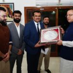मुख्यमंत्री पुष्कर सिंह धामी से मुख्यमंत्री आवास में आइस स्केटिंग एसोसिएशन ऑफ इंडिया के प्रतिनिधिमंडल ने शिष्टाचार भेंट की