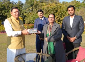 मुख्यमंत्री पुष्कर सिंह धामी के नेतृत्व में उत्तराखंड में रेल अवसंरचना को नई गति, पूर्ण व प्रगतिरत परियोजनाओं की समीक्षा