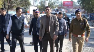 जिला प्रशासन का एक्शन; रोड़ कटिंग शर्तों का उल्लंघन; यूपीसीएल की अनुमति निरस्त शाम तक रोड रिस्टोर न होने पर सम्बन्धितों पर मुकदमा होगा दर्ज