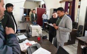 आवास सचिव डॉ. आर. राजेश कुमार ने किया नगर एवं ग्राम नियोजन विभाग का औचक निरीक्षण, बायोमेट्रिक उपस्थिति एवं अनुशासन पर सख्ती