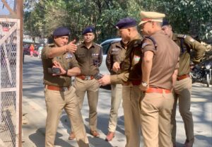 सुरक्षा व्यवस्थाओं का जायजा लेनेे ग्राउड जीरो पर उतरे एसएसपी दून