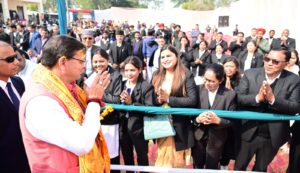 सीएम धामी ने महाशिवरात्रि के पावन अवसर पर एक करोड़ की लागत से खटीमा सिविल न्यायालय में अधिवक्ताओं हेतु नव निर्मित चैम्बर का फीता काटकर व दीप प्रज्वालित कर लोकार्पण किया