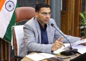 प्रशासन का बड़ा एक्शन सीएचसी रायपुर; एक ही व्यक्ति विशेष का जन औषधि केंद्र व बगल में ही मेडिकल स्टोर दोने के लाइसेंस निरस्त