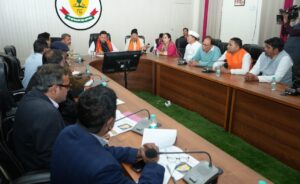 सीएम धामी ने हल्द्वानी में कानून व्यवस्था व विकास कार्यों की उच्चस्तरीय समीक्षा की