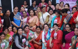 साड़ी गौरव मैराथन’’ में महिलाओं ने दिखाया उत्साह, परम्परा और स्वास्थ्य जागरूकता का दिया संदेश