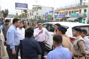 प्रधानमंत्री के आगमन से पहले देहरादून में तैयारियां तेज, डीएम ने किया स्थलीय निरीक्षण