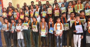 स्कूलों में प्रवेशोत्सव के तहत 67815 नये छात्रों ने लिया दाखिला
