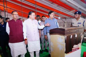 सीएम धामी ने प्रधानमंत्री नरेन्द्र मोदी के देहरादून में 14 अप्रैल 2026 को प्रस्तावित कार्यक्रम के सफल आयोजन के दृष्टिगत गढ़ी कैंट स्थित जसवंत ग्राउंड एवं मां डाट काली मंदिर तक सड़क मार्ग से स्थलीय निरीक्षण कर विभिन्न व्यवस्थाओं का विस्तृत जायजा लिया