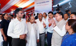 सीएम धामी ने प्रधानमंत्री नरेन्द्र मोदी के देहरदून में प्रस्तावित कार्यक्रम के मद्देनज़र गढ़ी कैंट स्थित जसवंत ग्राउंड पहुंचकर तैयारियों का निरीक्षण