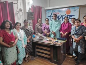 जिला अध्यक्ष राजेंद्र तड़ियाल एवं जिला महिला मोर्चा अध्यक्ष ममता नयाल के द्वारा आगामी कार्यक्रमों की तैयारी बैठक ली गई