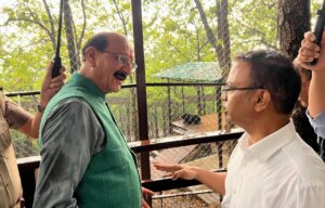 प्रदेश के वन मंत्री सुबोध उनियाल ने आज देहरादून जू स्थित मालसी परिसर में ‘हिमालयन काला भालू’ (रीख) के नवीन बाड़े का उद्घाटन कर उसे पर्यटकों के अवलोकनार्थ समर्पित किया