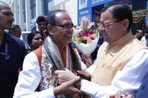 मुख्यमंत्री पुष्कर सिंह धामी ने नई दिल्ली में आयोजित केंद्रीय कृषि व किसान कल्याण एवं ग्रामीण विकास मंत्री शिवराज सिंह चौहान की सद्यः प्रकाशित पुस्तक ‘अपनापन–नरेंद्र मोदी संग मेरे अनुभव’ के लोकार्पण कार्यक्रम में प्रतिभाग किया