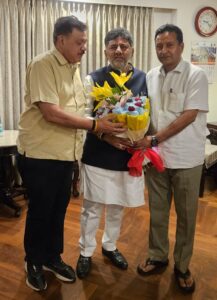राजीव महर्षि ने कर्नाटक के उपमुख्यमंत्री डी.के. शिवकुमार से की शिष्टाचार भेंट