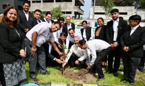देहरादून जिला न्यायालय परिसर में ‘हरेला’ पर भव्य वृक्षारोपण,