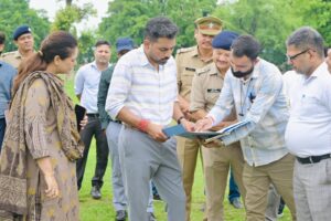 25 जुलाई तक हर हाल में पूरी हों कांवड़ मेले की तैयारियां, लापरवाही नहीं होगी बर्दाश्त- डीएम