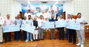 स्वच्छ, आधुनिक एवं पर्यावरण-अनुकूल परिवहन व्यवस्था के निर्माण के लिए सरकार प्रतिबद्ध : मुख्यमंत्री