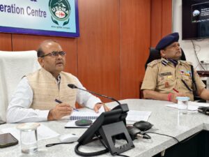 सभी विभाग 24×7 अलर्ट मोड पर रहेंः सीएम