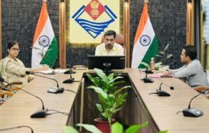 दावे-आपत्तियों के निस्तारण में तेजी लाएं ईआरओ, 13 अगस्त की रात्रि तक फार्म-6, 7 एवं 8 अनिवार्य रूप से अपलोड करेंः डीएम