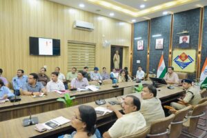 देहरादून में व्यवस्था सुधारने की बड़ी पहलः टास्क फोर्स गठित, दैनिक रिपोर्ट के आधार पर होगा समाधान 36 दिन से अधिक लंबित शिकायतों पर अधिकारियों को चेतावनी,