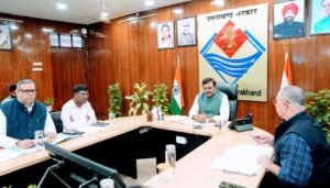 ज्योलिकोट, नैनीताल दूषित पेयजल प्रकरण पर मुख्य सचिव ने ली अधिकारियों के साथ बैठक