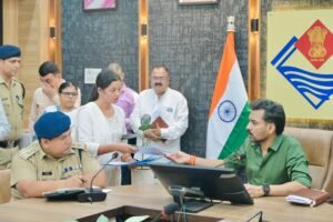 समाधान दिवस में 140 से अधिक शिकायतें प्राप्त, डीएम ने अधिकारियों को समयबद्ध एवं गुणवत्तापूर्ण निस्तारण के दिए निर्देश