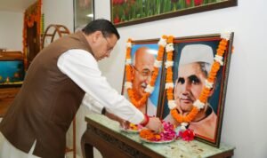 महात्मा गांधी एवं लाल बहादुर शास्त्री की जयंती पर मुख्यमंत्री ने किया भावपूर्ण स्मरण