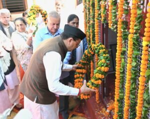 मुख्यमंत्री ने उत्तराखण्ड राज्य आंदोलनकारी शहीदों को अर्पित की श्रद्धांजलि