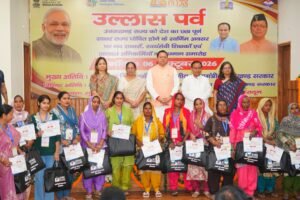 सूबे को शत-प्रतिशत साक्षर राज्य बनाने को लक्ष्य निर्धारितः डाॅ. धन सिंह रावत