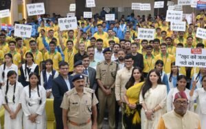 मेरी शुरुआत खुद से’, नशा-मुक्ति का संदेश लेकर गुजरात रवाना हुआ उत्तराखंड पुलिस का 12 सदस्यीय मोटरसाइकिल दल